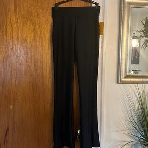 Becco split hem yoga pants